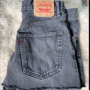 Levi 550 Black Denim Shorts Size 32
